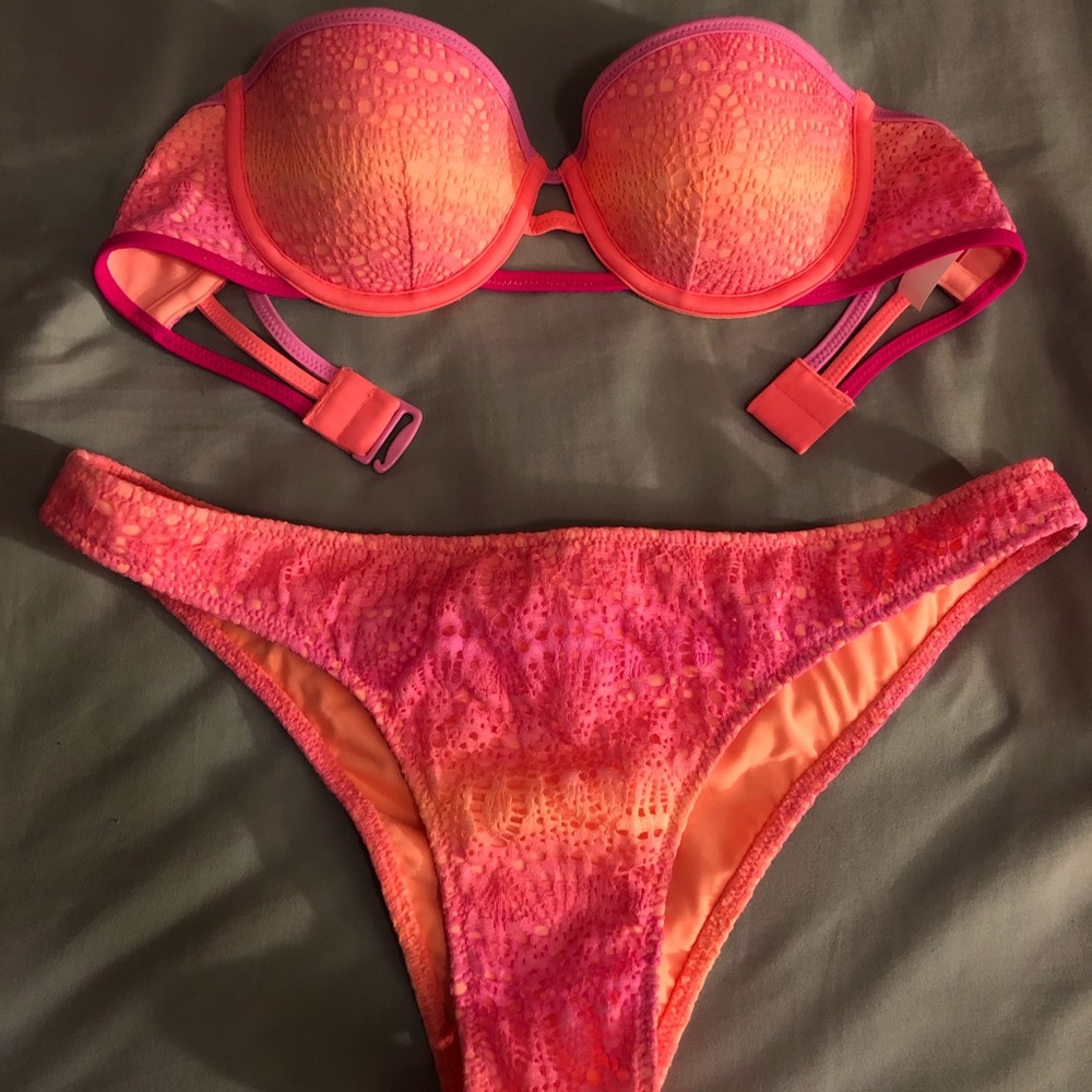 VS Bikini